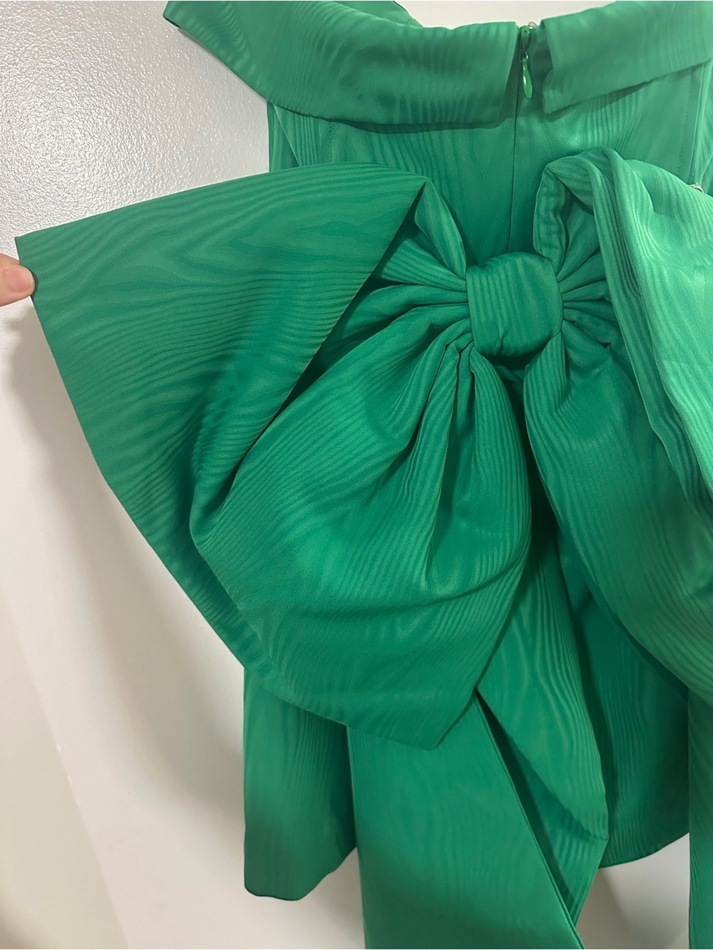 Rebecca Vallance Abigail Crepe Mini Dress in Emerald Green - Picture 5 of 6